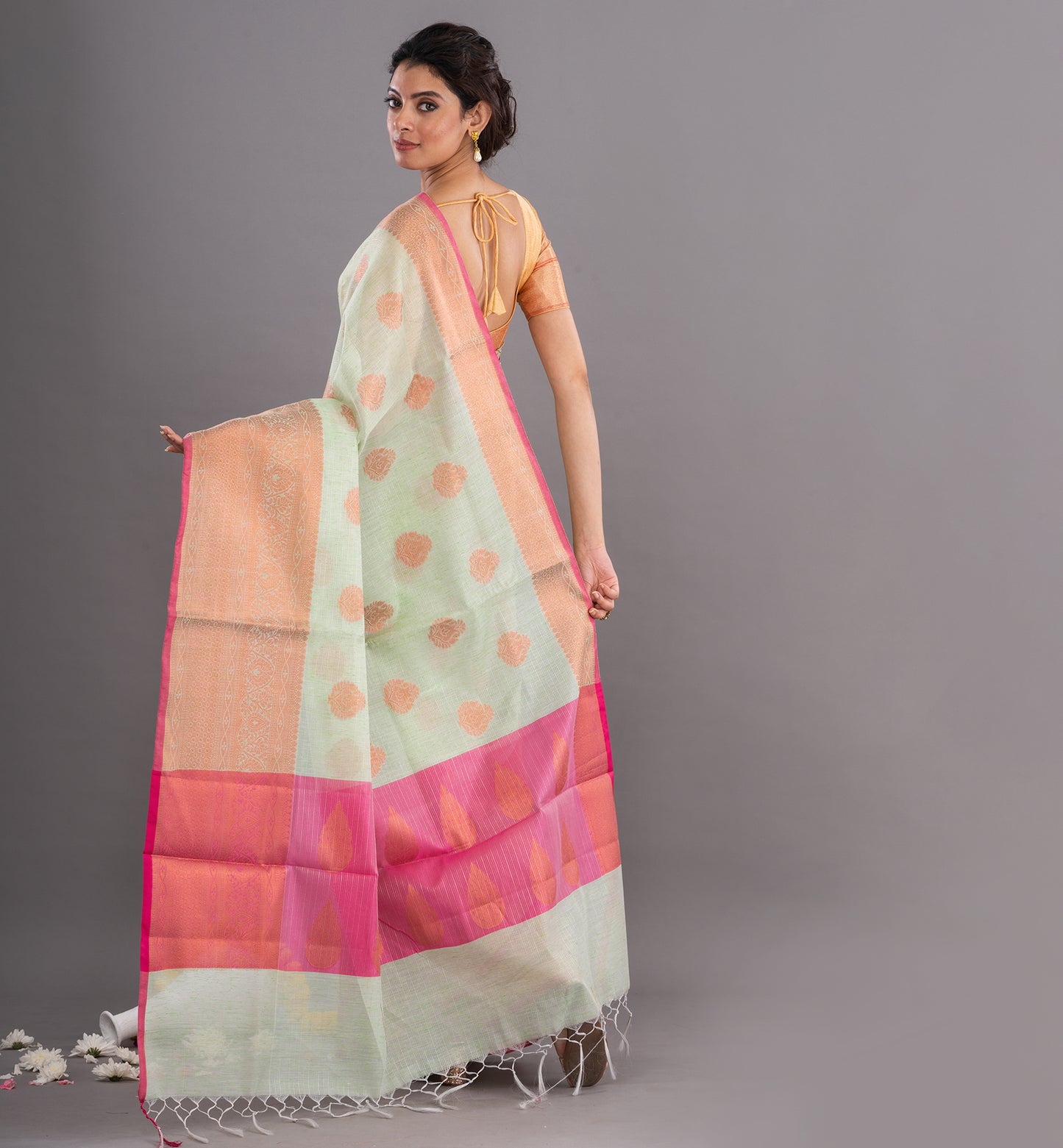 Light Green & Pink Handloom Cotton Silk Mixed Saree