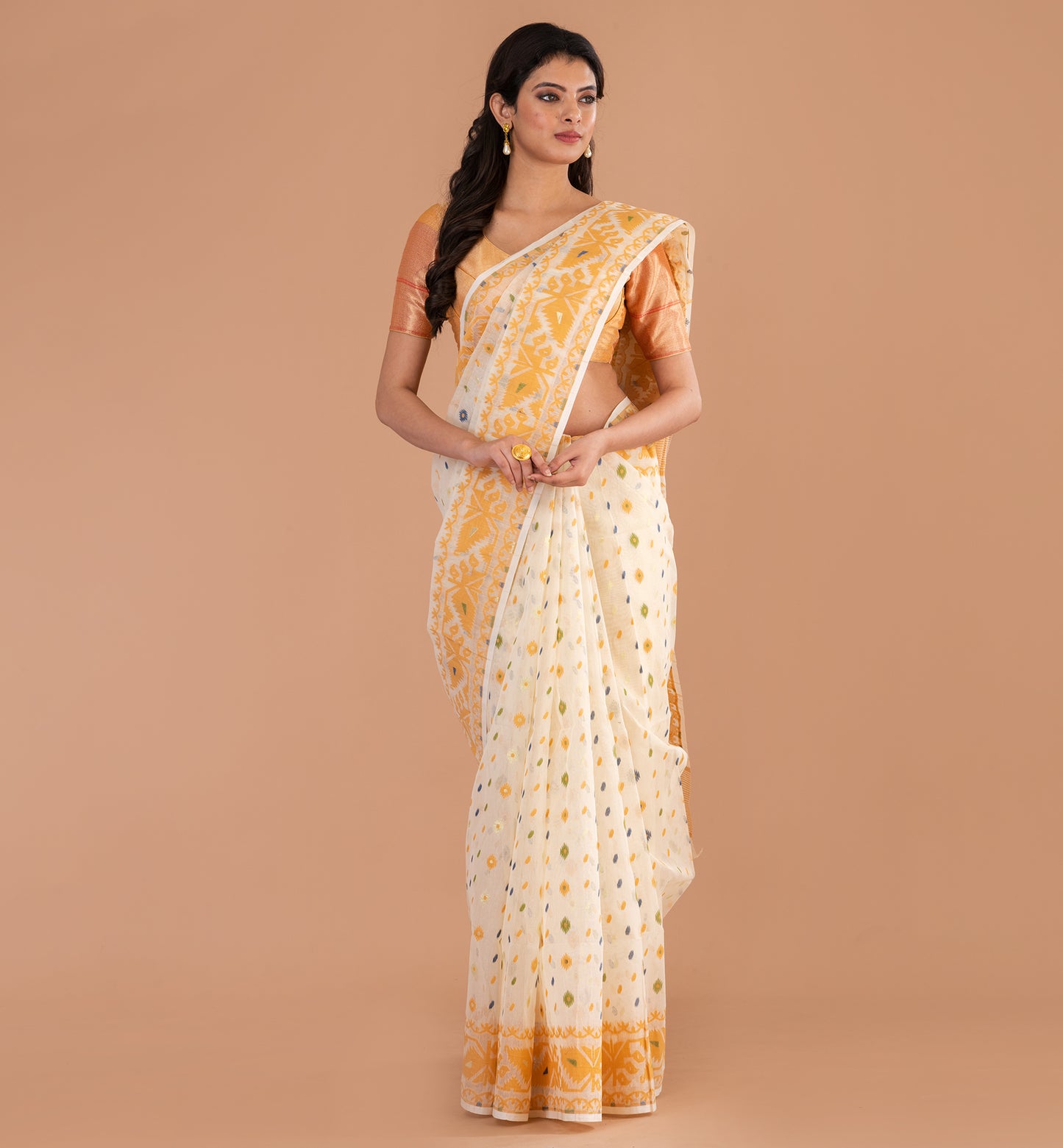 Graceful Off-White Jamdani Cotton Saree