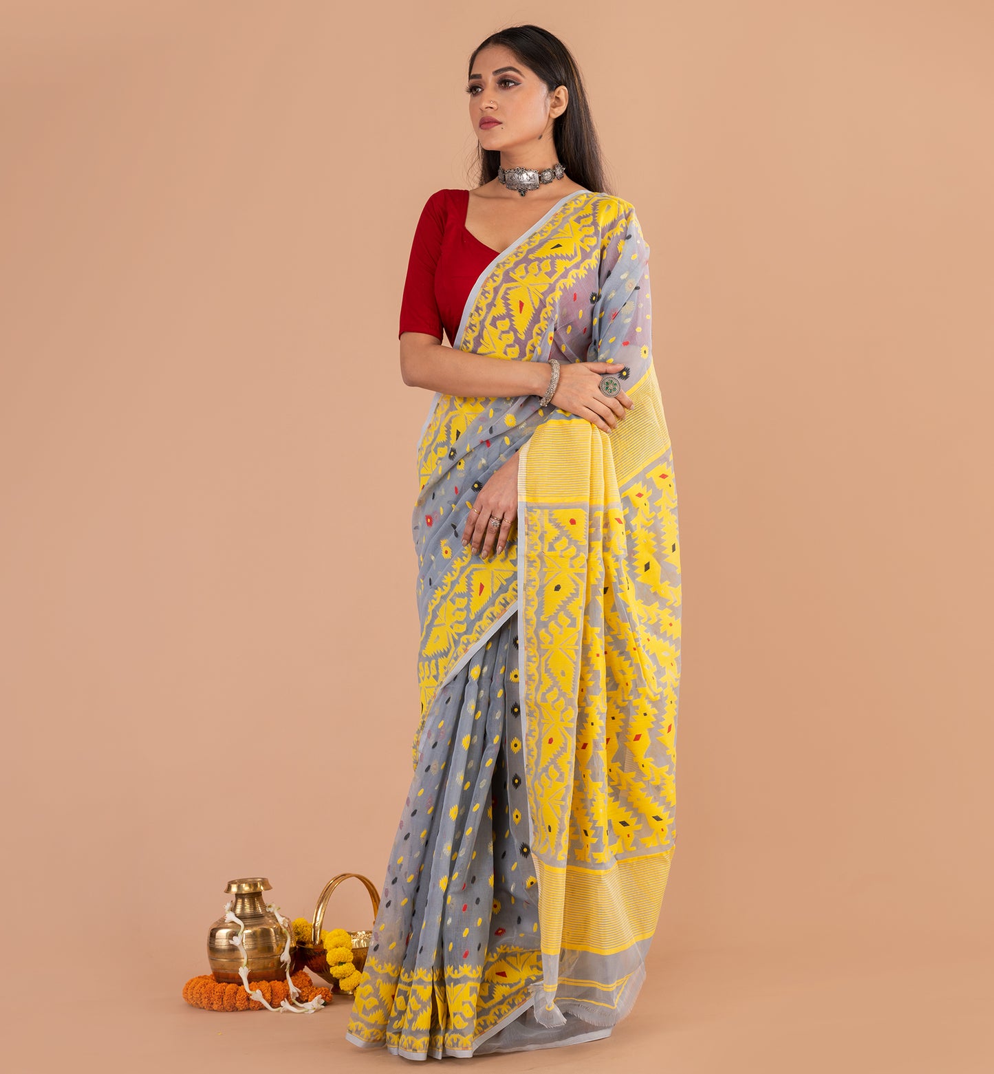 Elegant Grey Tant Jamdani Cotton Saree